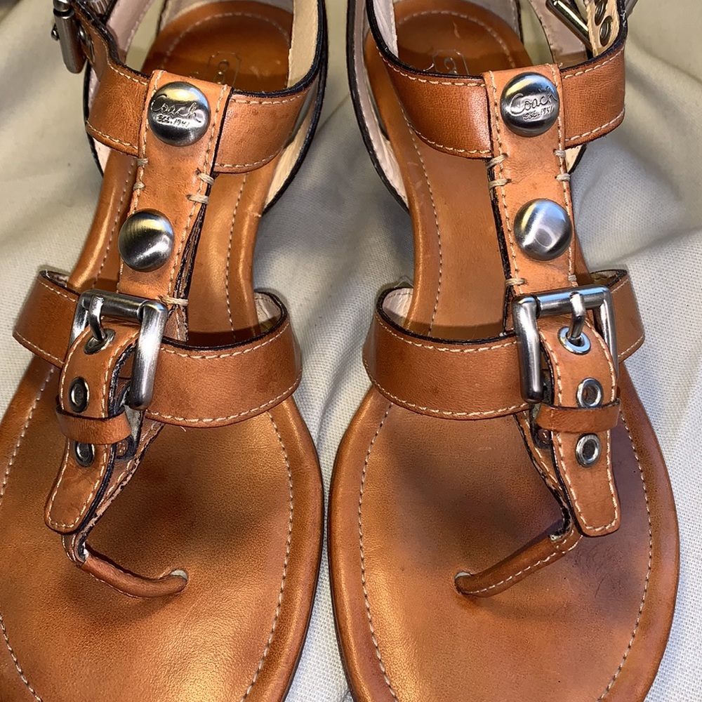 Coach slight wedge leather thong sandals EUC - Picture 16 of 16